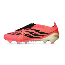 Predator Elite Fold-over Tongue Road to Glory FG