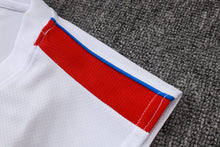 Paris 2627 Sleeveless Training Kit