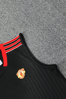 Manchester United  Sleeveless Training Kit Black stripes