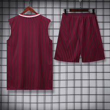 Bayern Sleeveless Training Kit burgundy